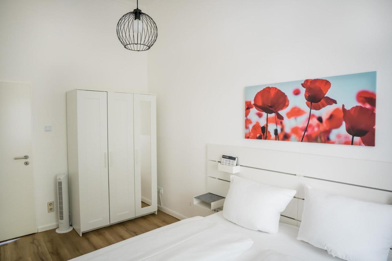 Spacious Apartment In Berlin Mitte For 6 Exteriör bild