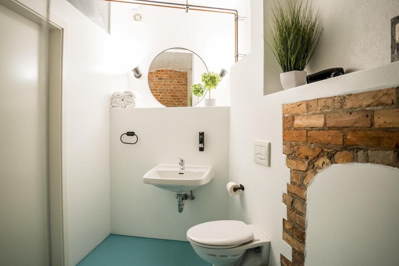 Spacious Apartment In Berlin Mitte For 6 Exteriör bild